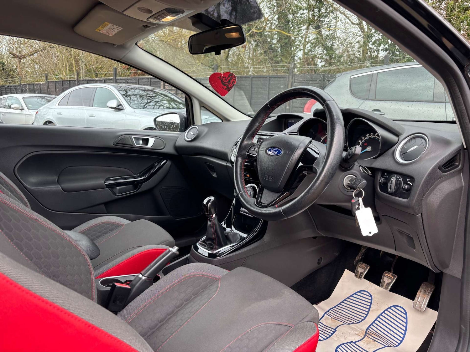 Used Ford Fiesta 2015 for sale - 77630685: Photo 8