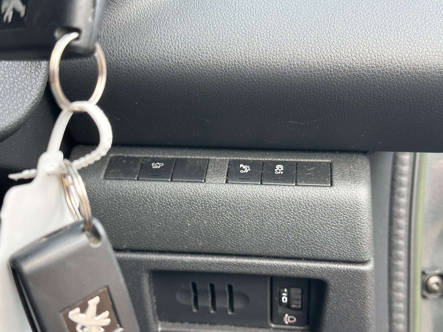 Used Peugeot 3008 2013 for sale - 76836436: Photo 24