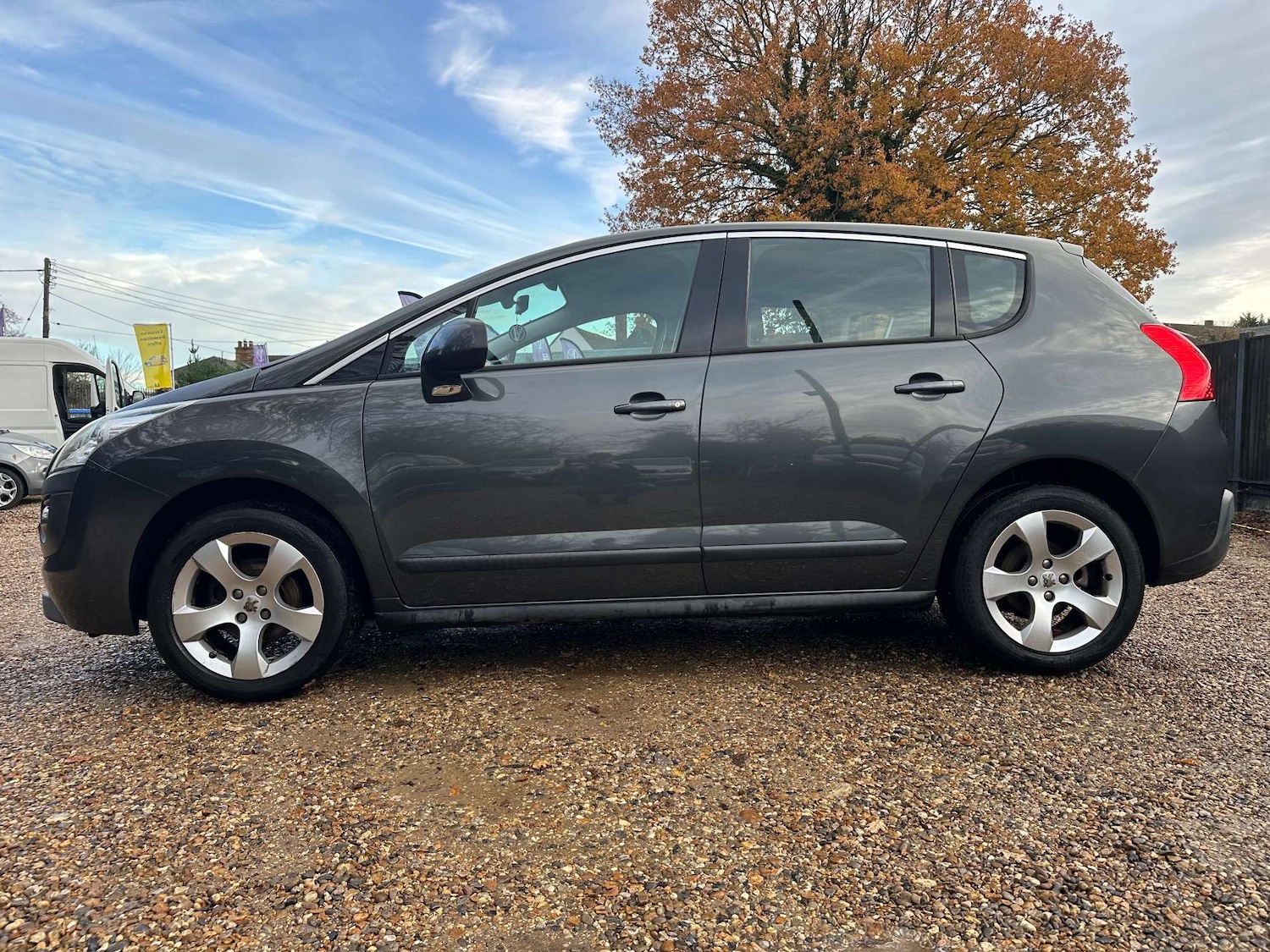 Used Peugeot 3008 2013 for sale - 76836436: Photo 4