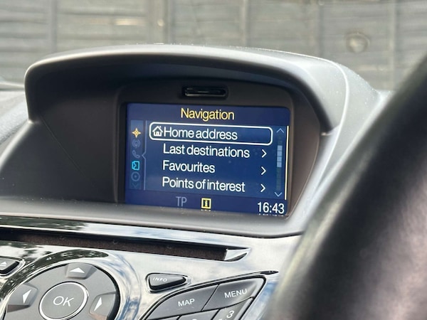 Used Ford Fiesta 2017 for sale - 76210022: Photo 22