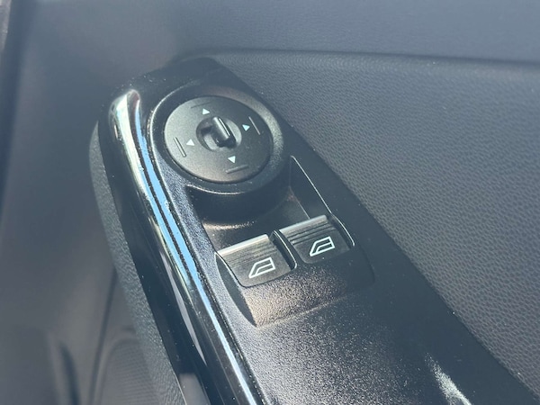 Used Ford Fiesta 2017 for sale - 76210022: Photo 27