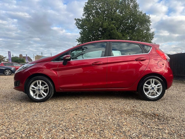 Used Ford Fiesta 2017 for sale - 76210022: Photo 4