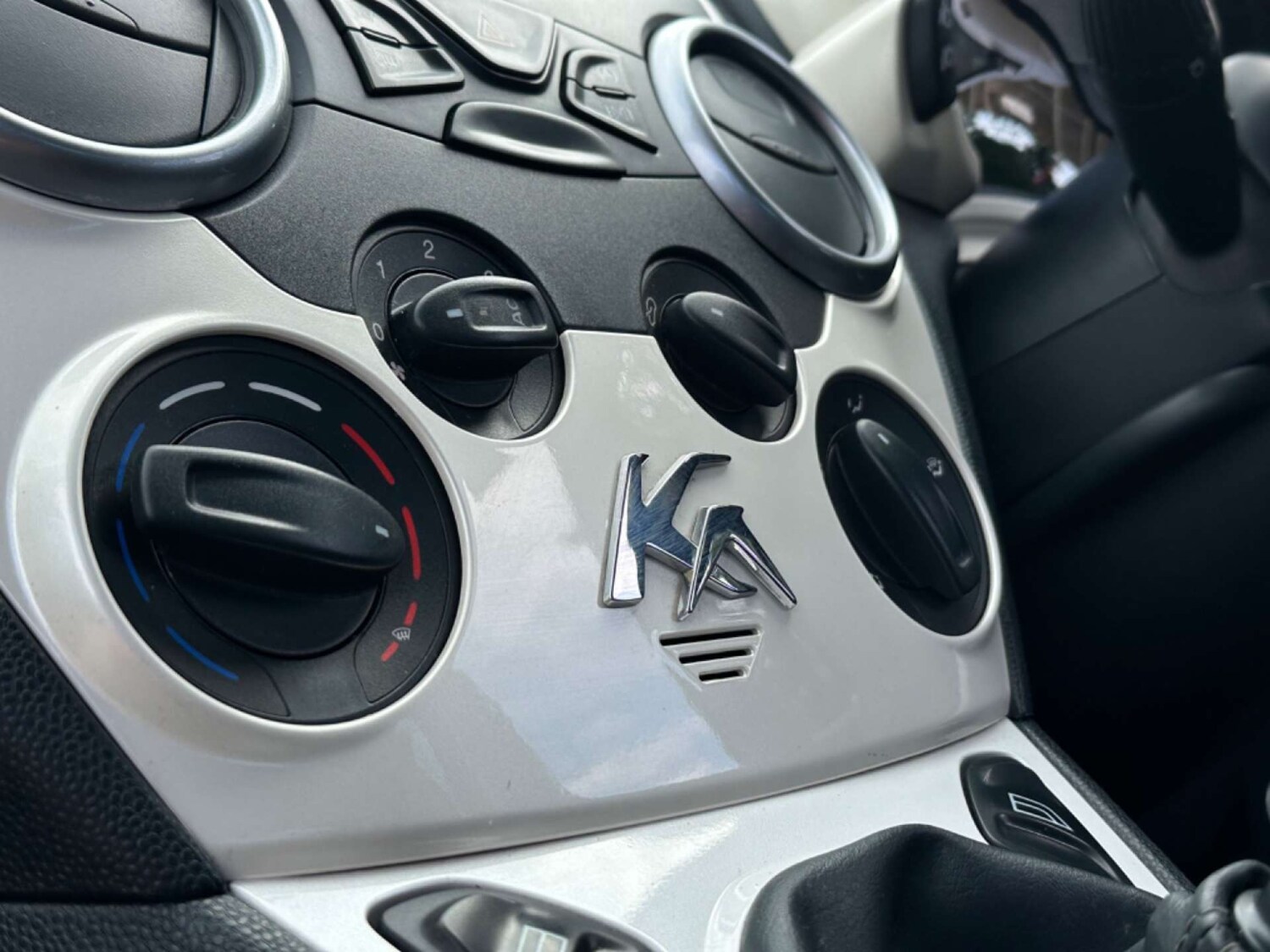 Used Ford Ka 2011 for sale - 77452430: Photo 15