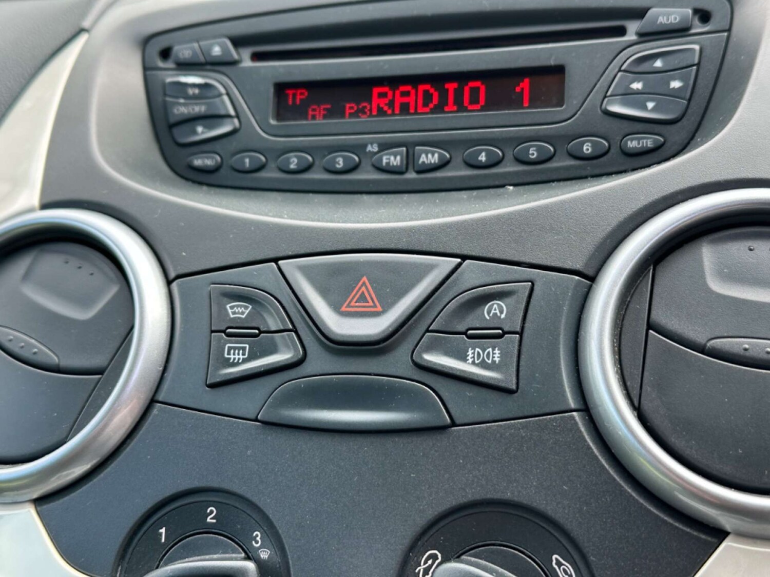 Used Ford Ka 2011 for sale - 77452430: Photo 19