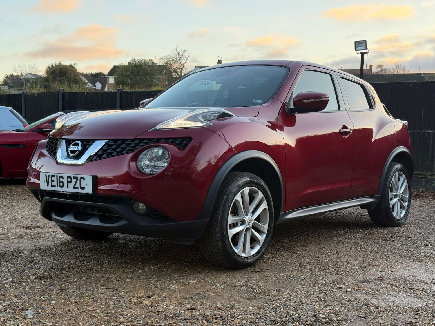 Used Nissan Juke 2016 for sale - 76698059: Photo 3