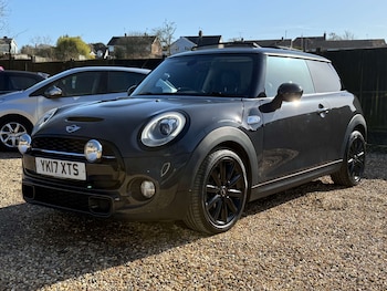 Used MINI Hatch 2017 for sale - 77903077: Photo
