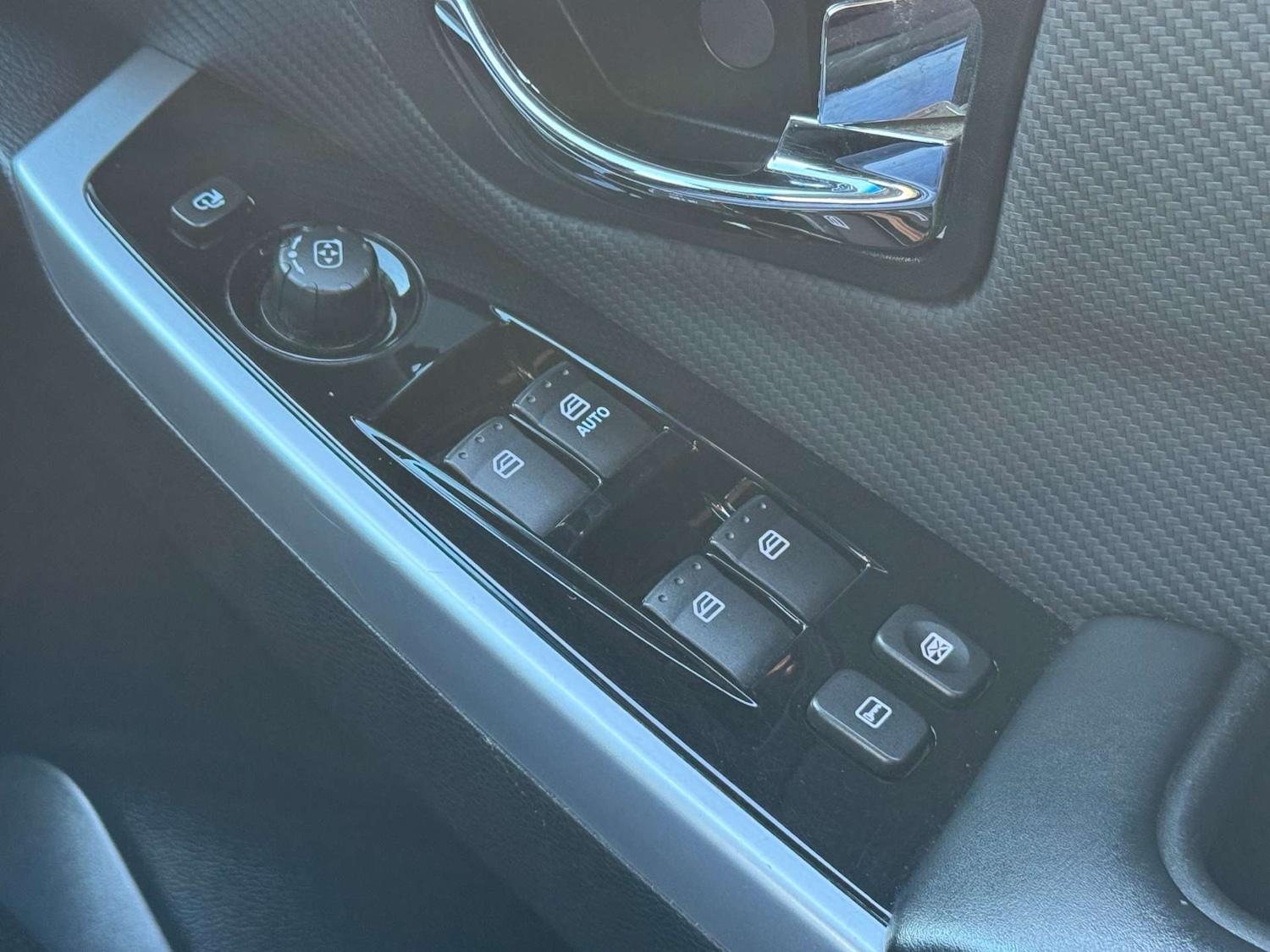 Used Ssangyong Korando 2017 for sale - 76735810: Photo 28