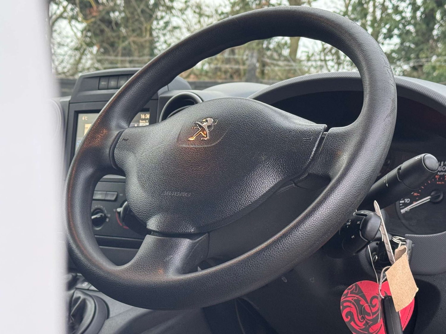 Used Peugeot Partner 2018 for sale - 77609466: Photo 11