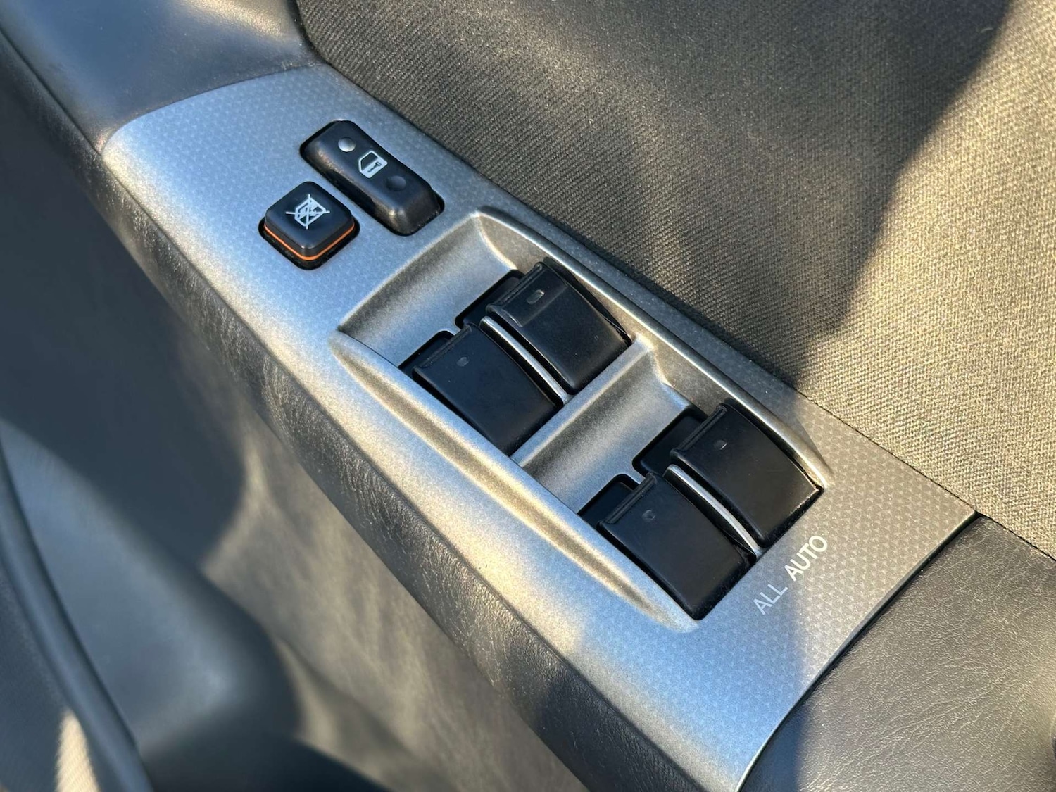 Used Toyota Corolla 2006 for sale - 77033658: Photo 23