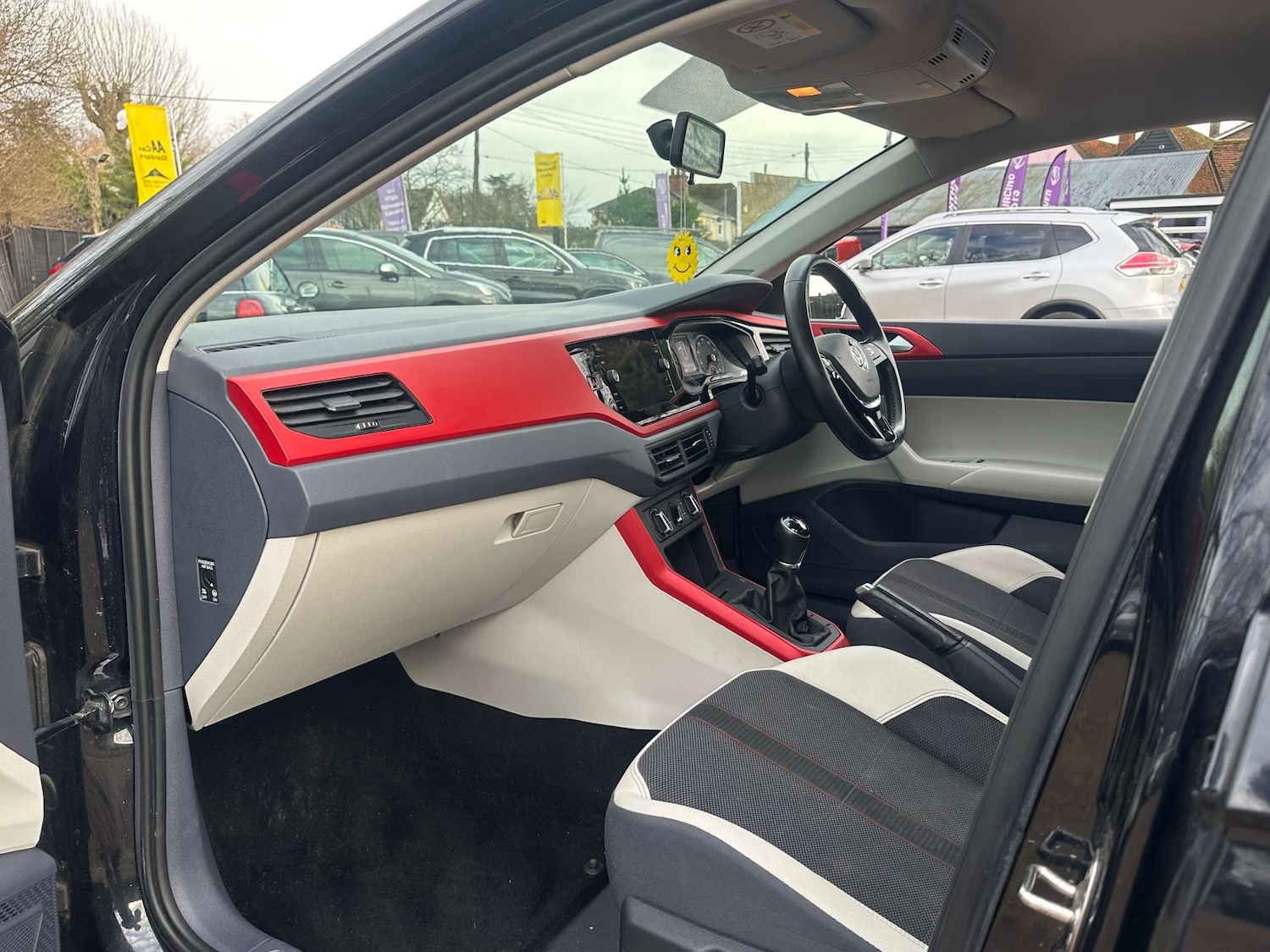 Used Volkswagen Polo 2018 for sale - 77394872: Photo 16