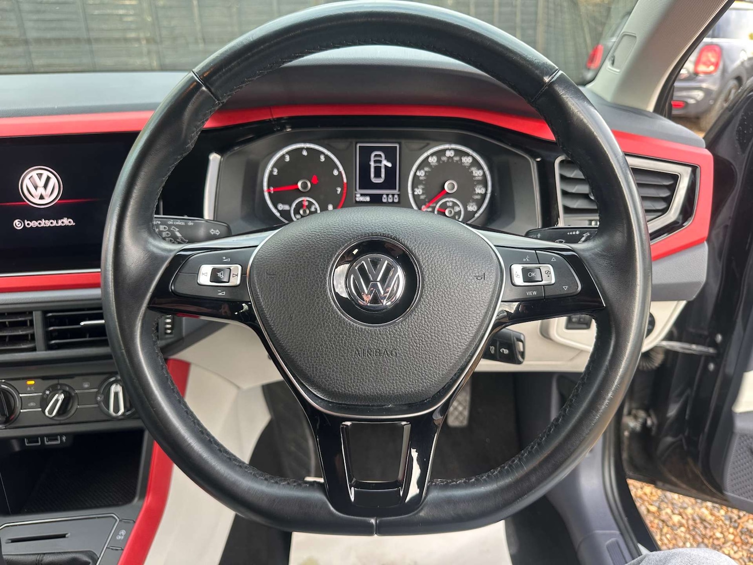 Used Volkswagen Polo 2018 for sale - 77394872: Photo 18