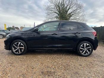 Used Volkswagen Polo 2018 for sale - 77394872: Photo