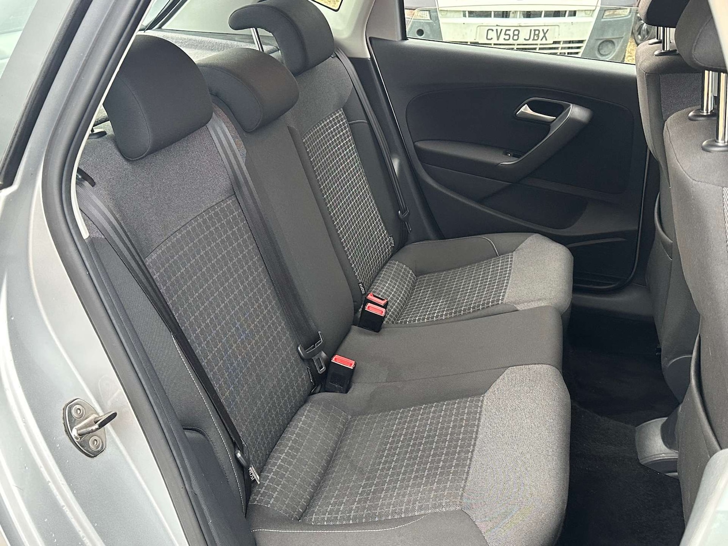 Used Volkswagen Polo 2015 for sale - 76881583: Photo 12