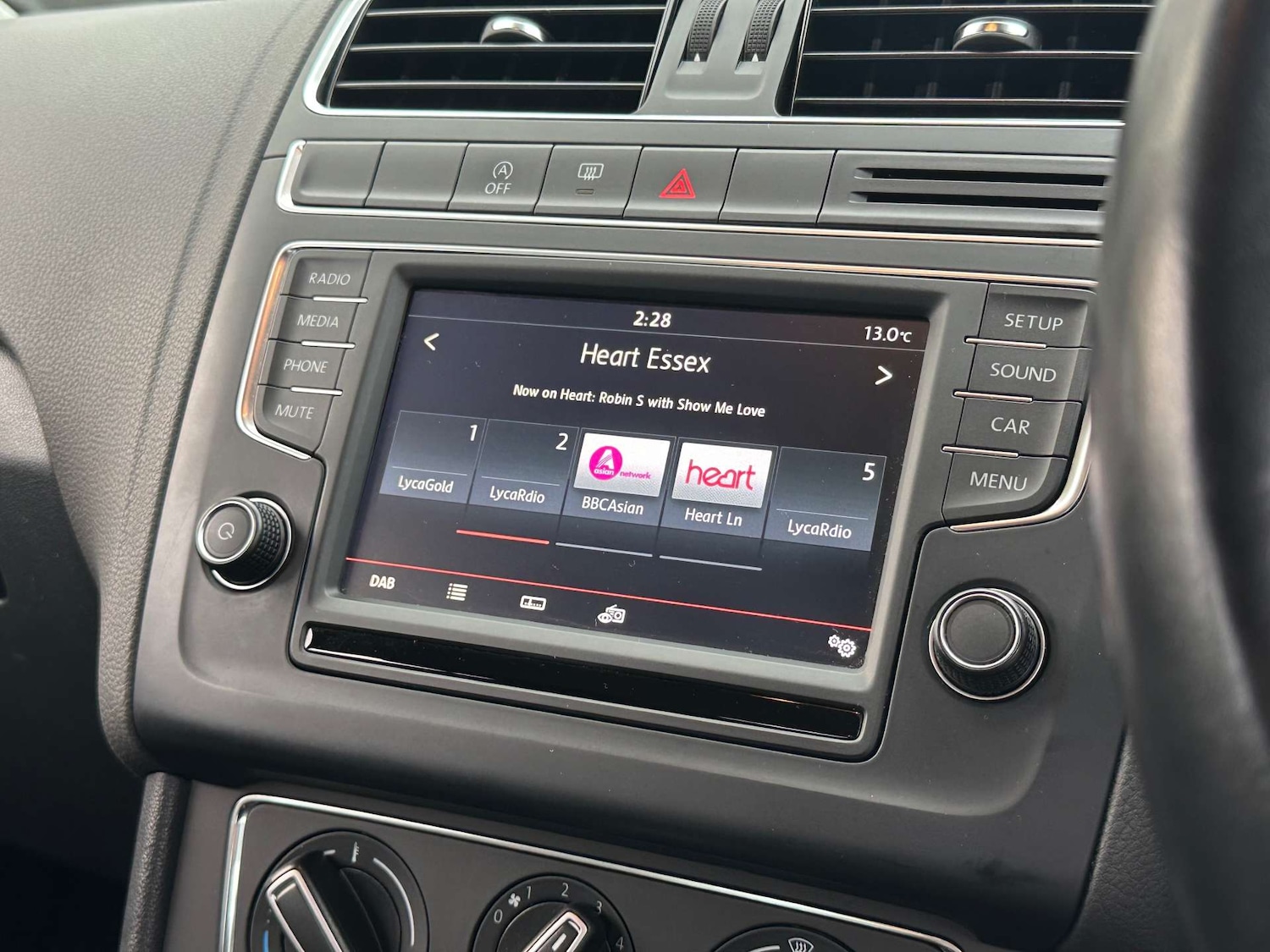 Used Volkswagen Polo 2015 for sale - 76881583: Photo 19