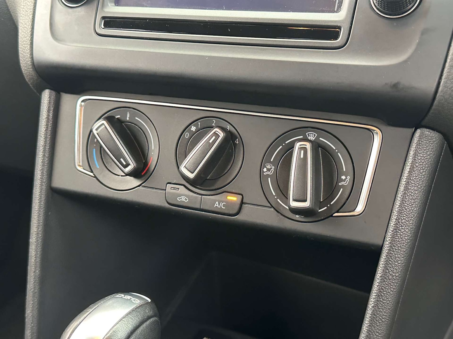 Used Volkswagen Polo 2015 for sale - 76881583: Photo 21