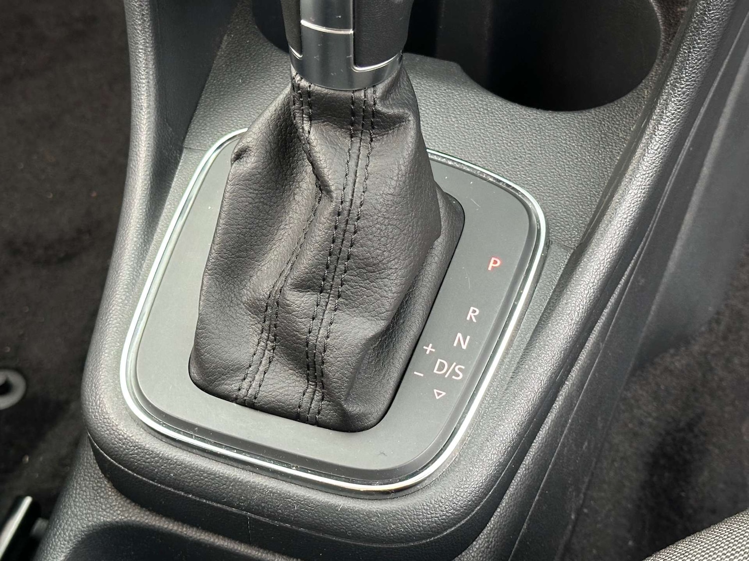 Used Volkswagen Polo 2015 for sale - 76881583: Photo 22