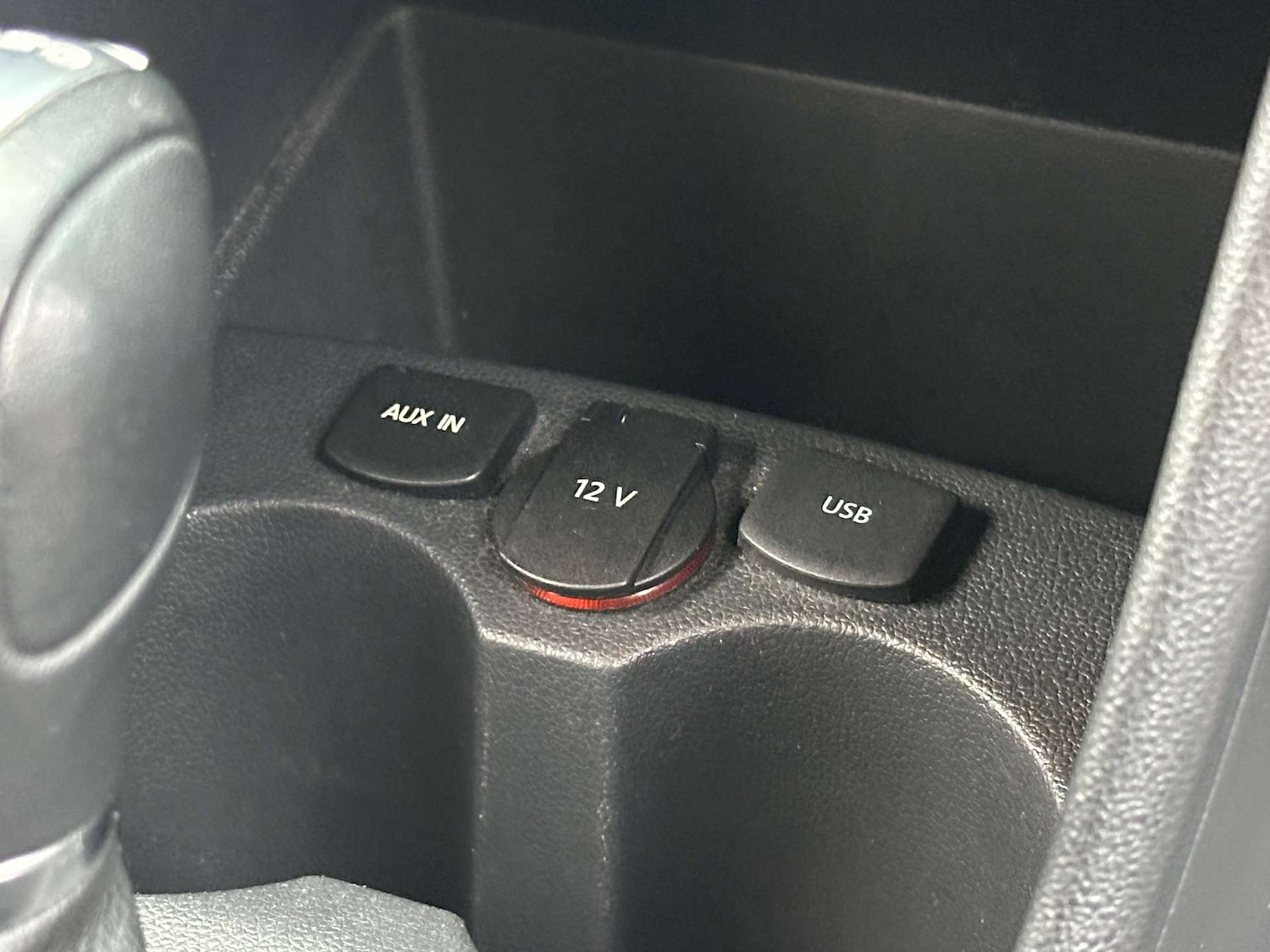 Used Volkswagen Polo 2015 for sale - 76881583: Photo 23