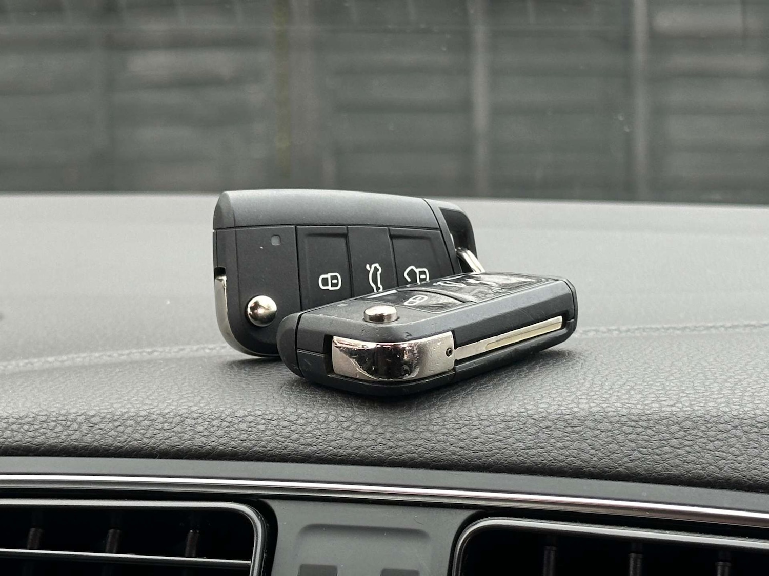 Used Volkswagen Polo 2015 for sale - 76881583: Photo 25