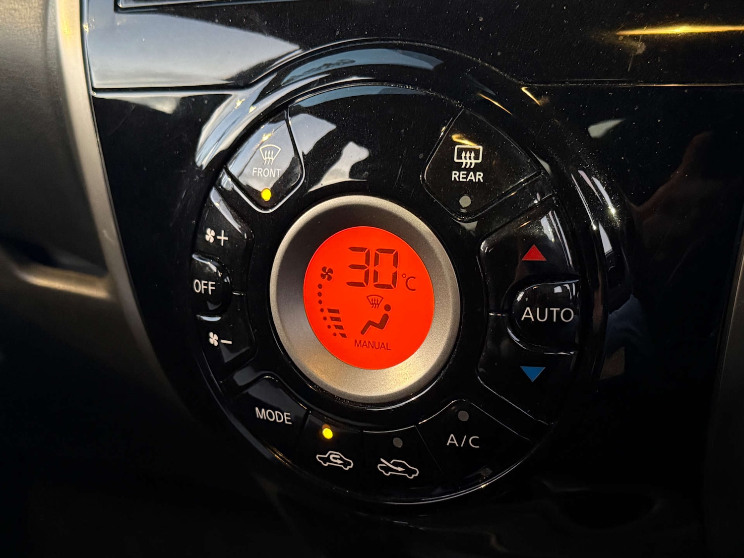 Used Nissan Note 2014 for sale - 76527120: Photo 21