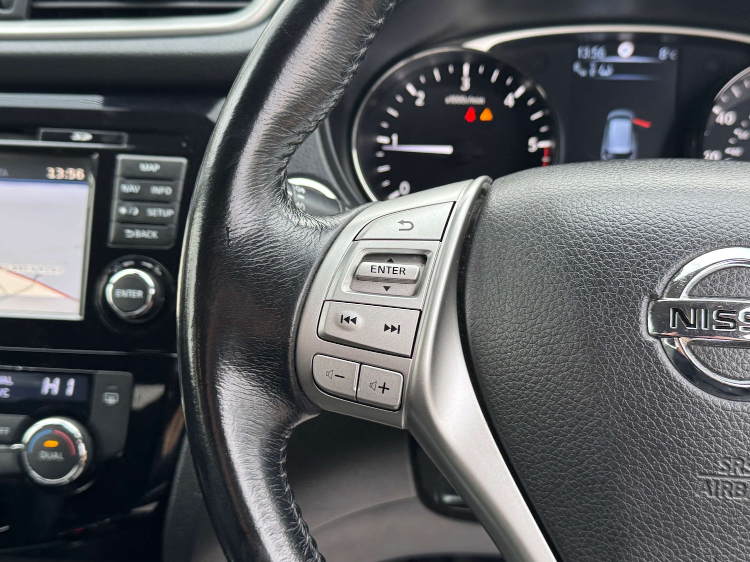 Used Nissan X-Trail 2014 for sale - 77312227: Photo 32