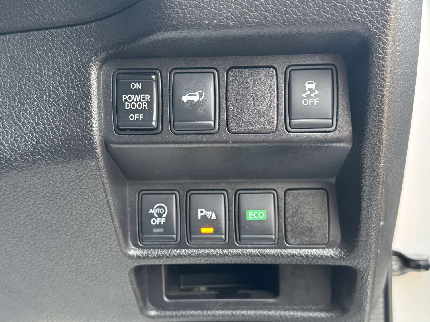 Used Nissan X-Trail 2014 for sale - 77312227: Photo 34