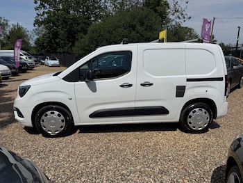 Used Vauxhall Combo 2019 for sale - 79101634: Photo