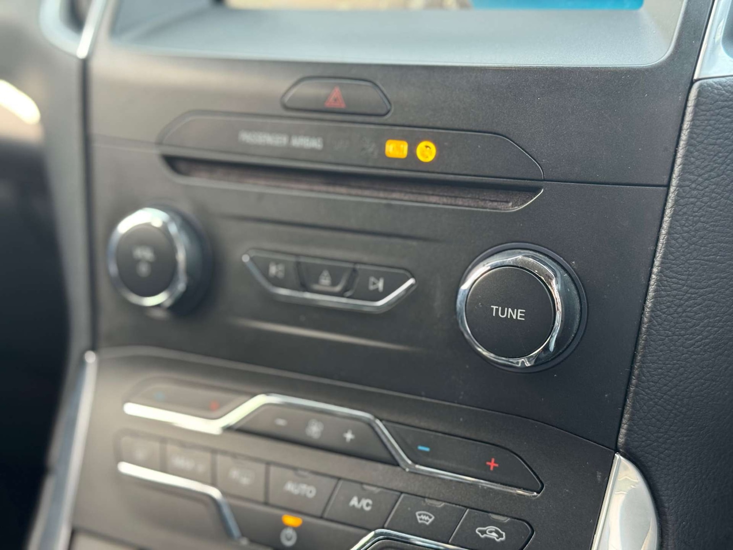 Used Ford S-Max 2016 for sale - 78172525: Photo 27