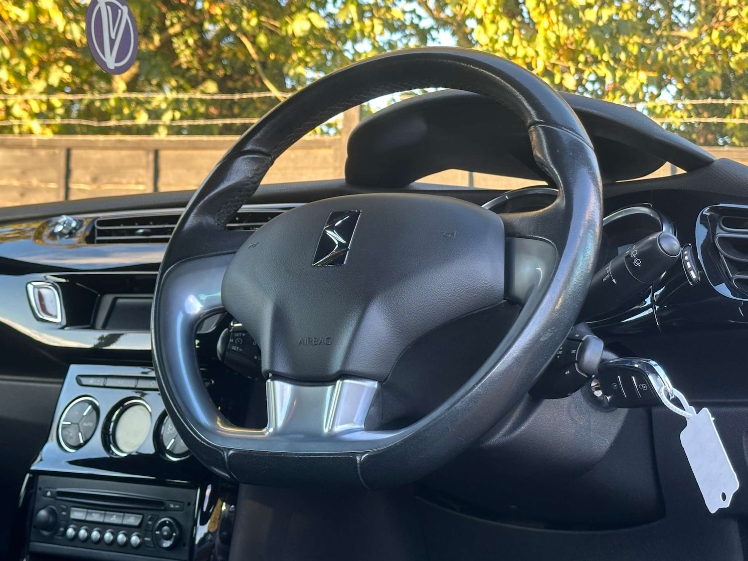 Used Citroen DS3 2011 for sale - 76382752: Photo 10