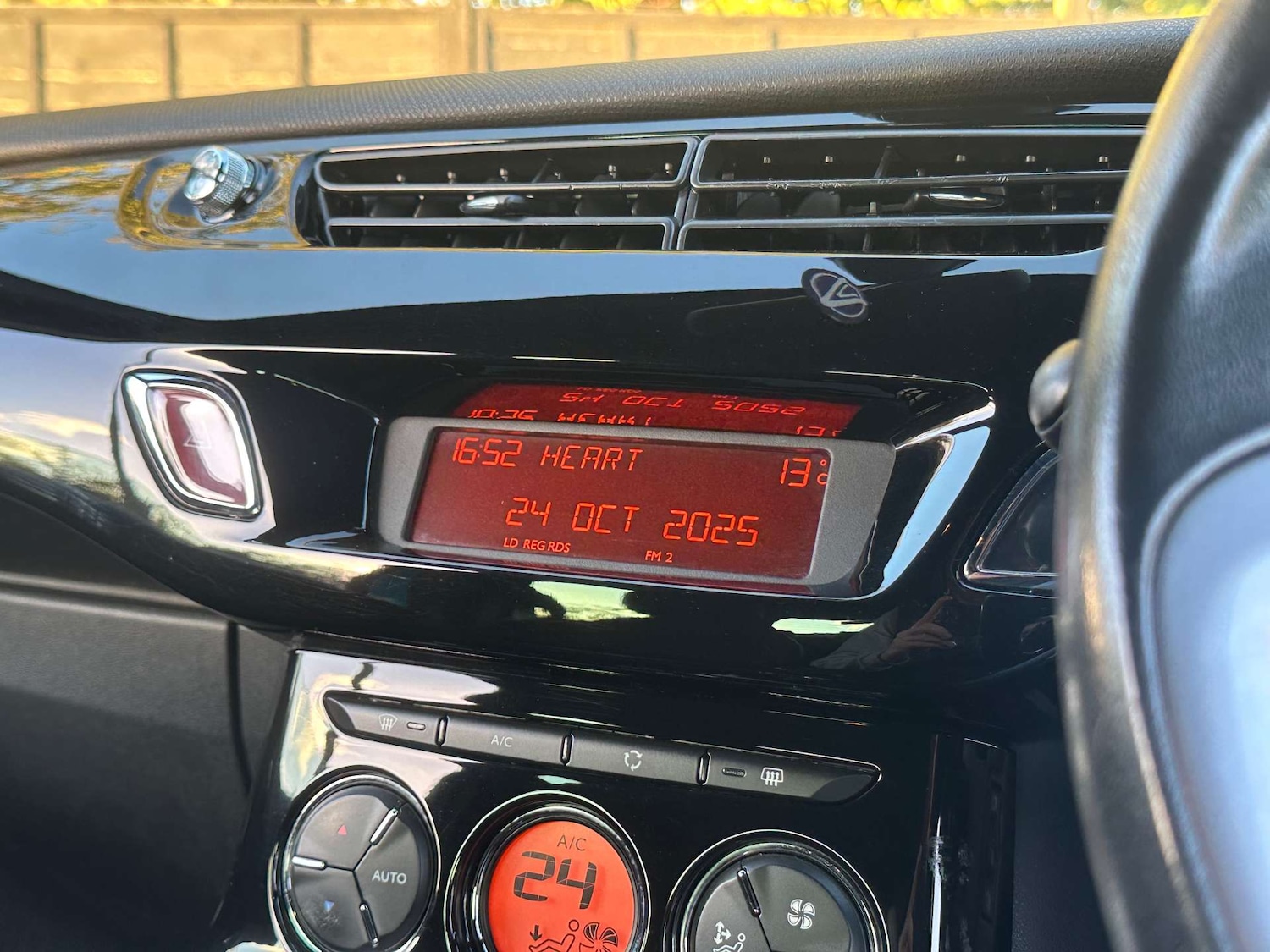 Used Citroen DS3 2011 for sale - 76382752: Photo 19