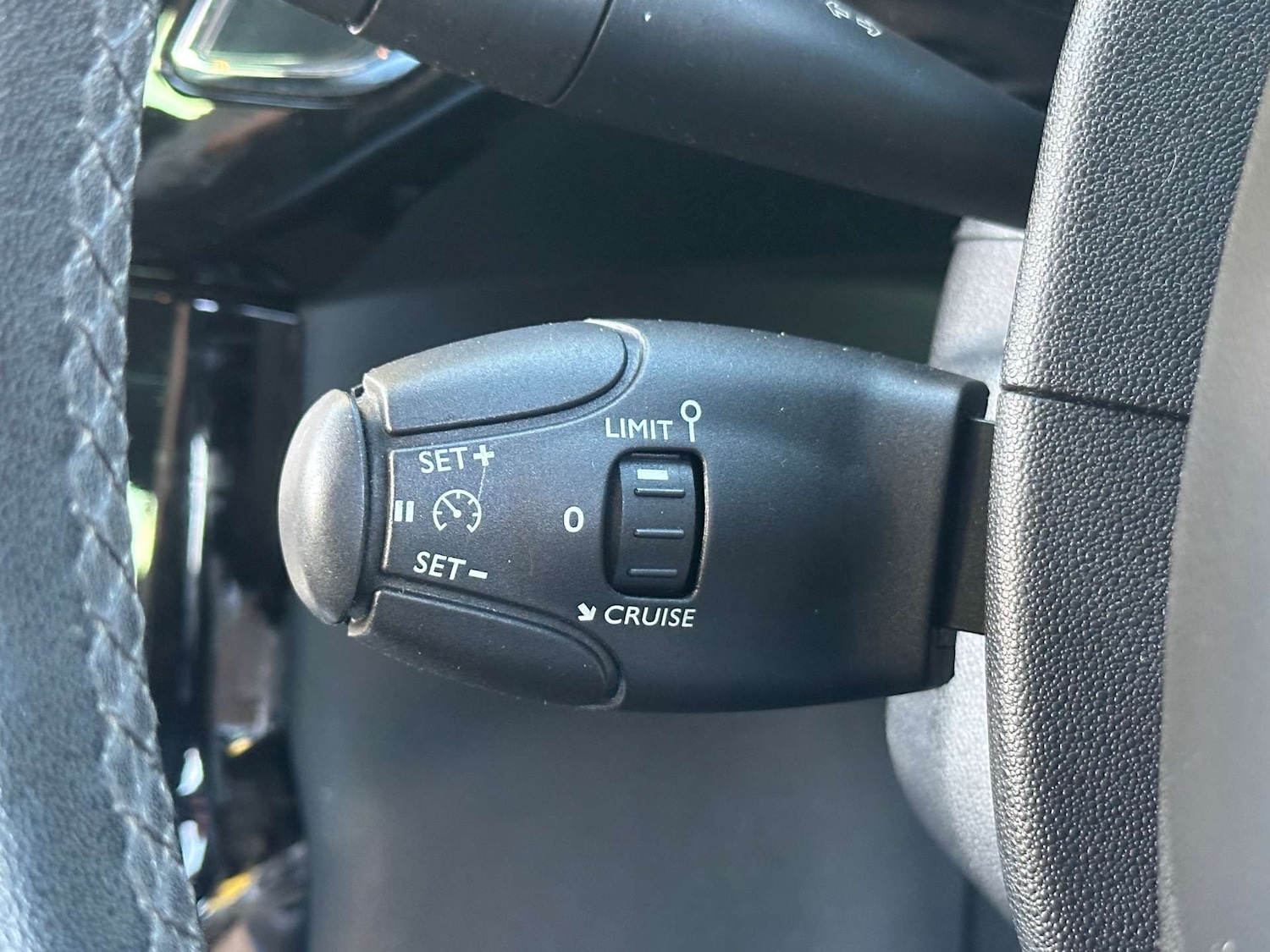 Used Citroen DS3 2011 for sale - 76382752: Photo 21