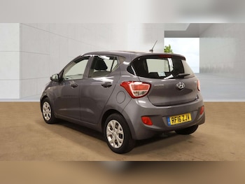 Used Hyundai i10 2016 for sale - 78162682: Photo