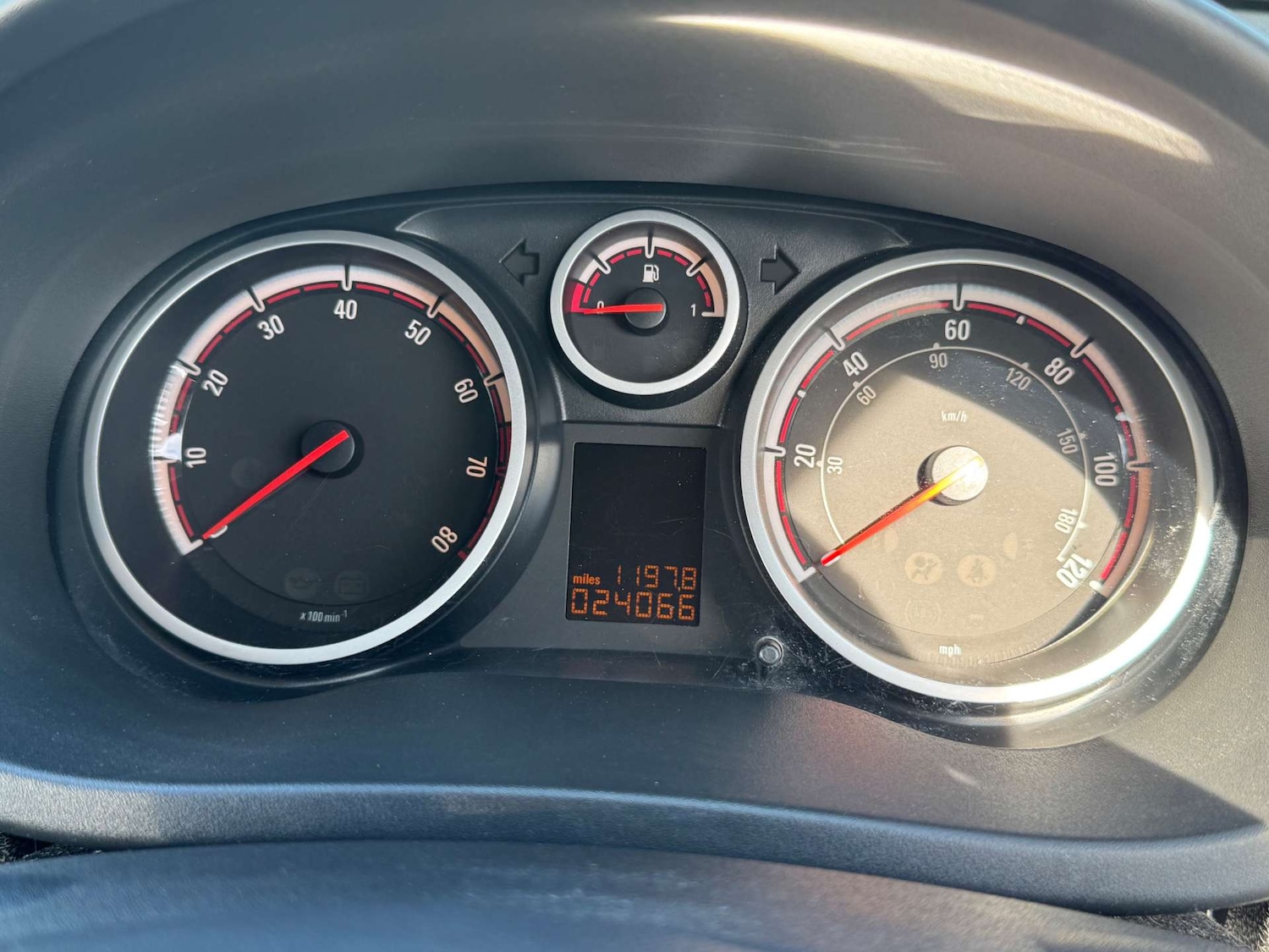 Used Vauxhall Corsa 2012 for sale - 77735073: Photo 19