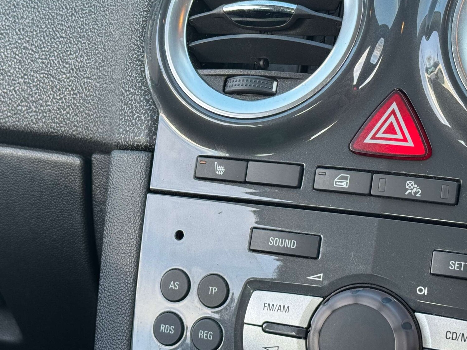 Used Vauxhall Corsa 2012 for sale - 77735073: Photo 22