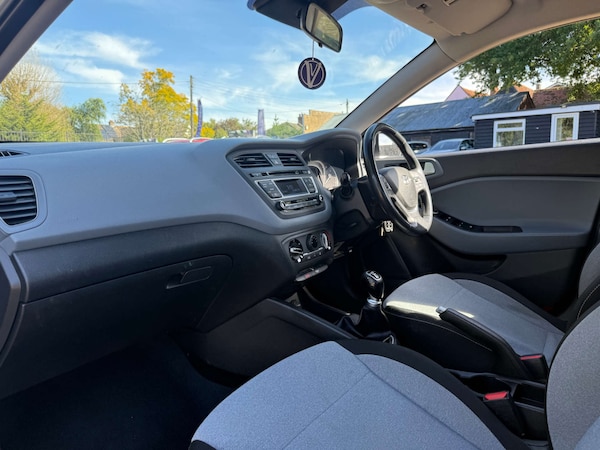 Used Hyundai i20 2015 for sale - 76313297: Photo 14