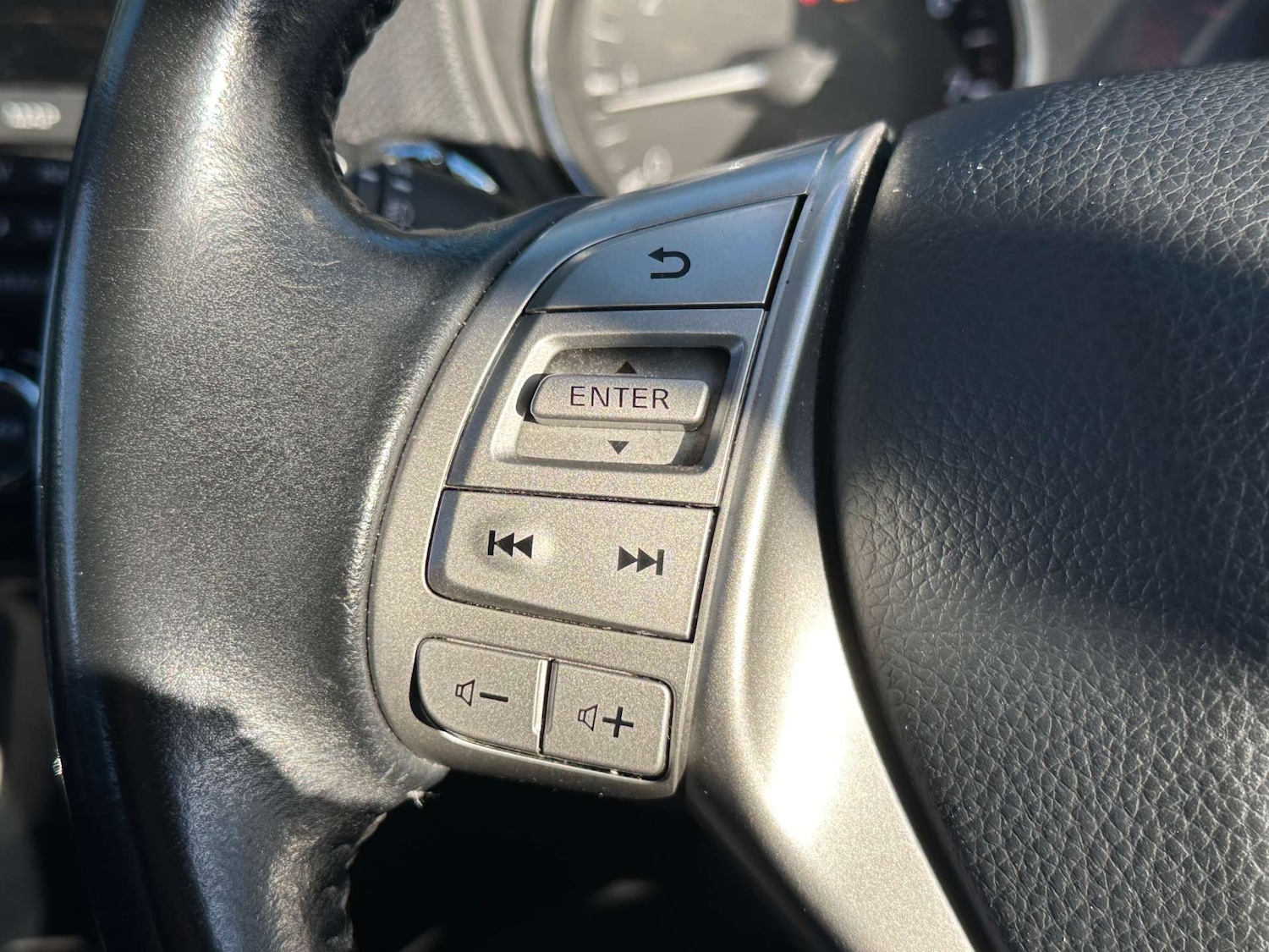 Used Nissan Qashqai 2015 for sale - 77087297: Photo 23