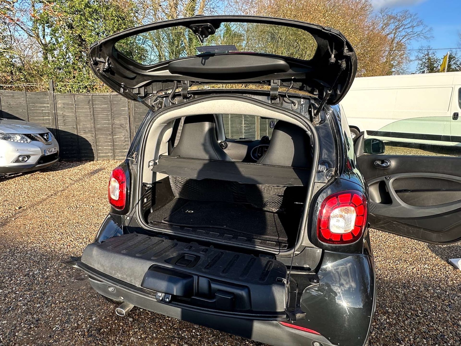 Used smart fortwo 2018 for sale - 77688289: Photo 12