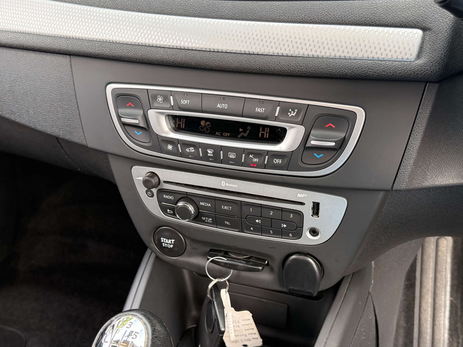 Used Renault Megane 2013 for sale - 76231896: Photo 20