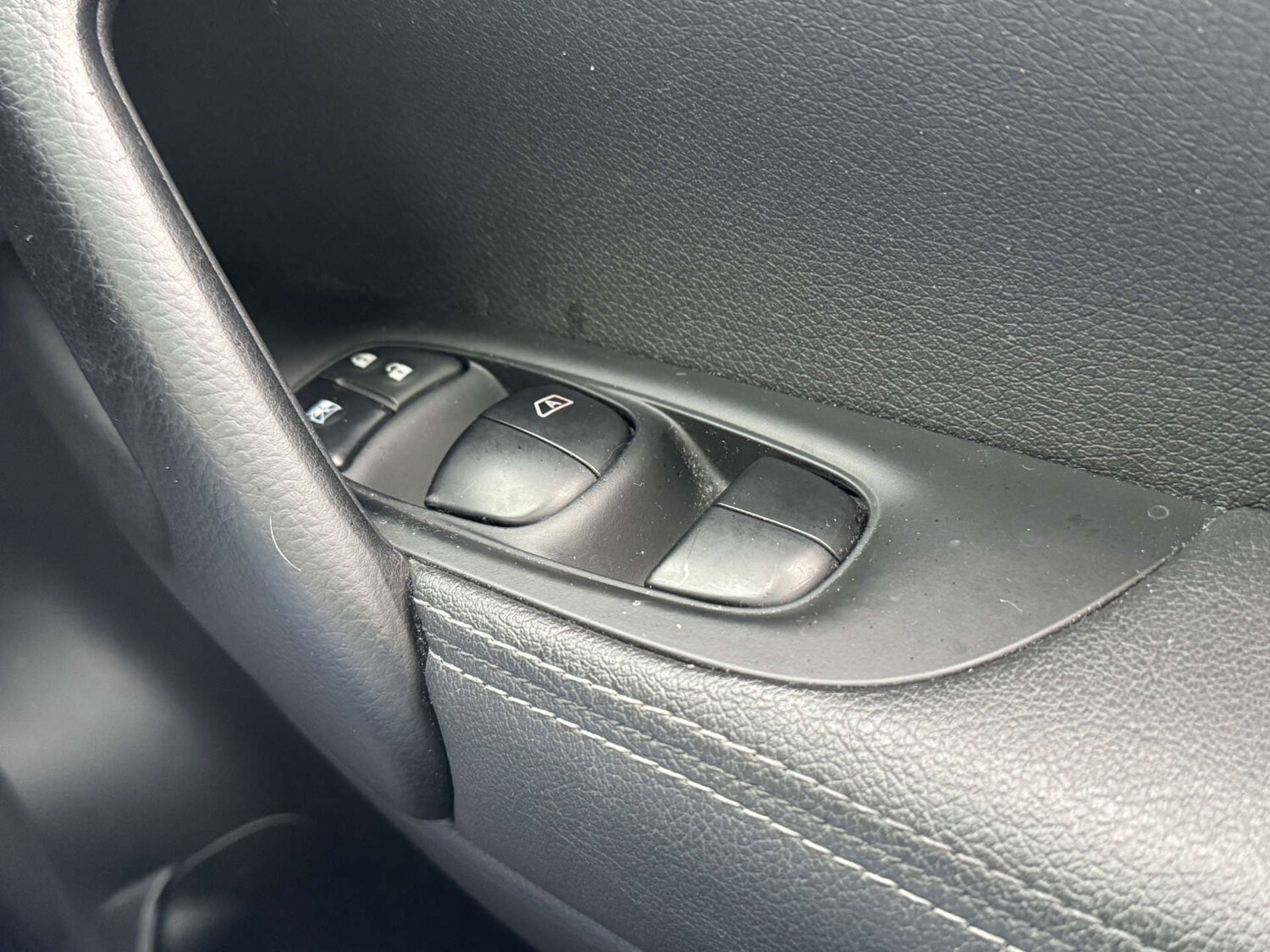 Used Nissan Qashqai 2016 for sale - 77366803: Photo 31