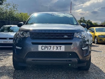 Used Land Rover Discovery Sport 2017 for sale - 79664086: Photo