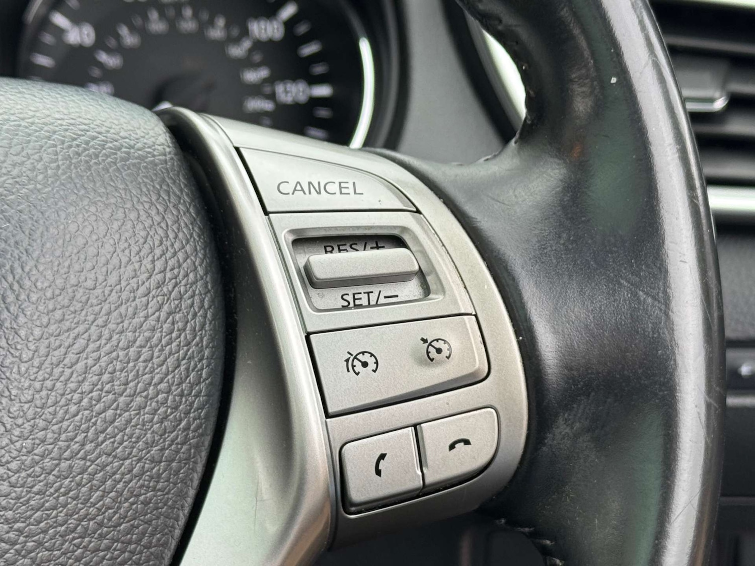 Used Nissan Qashqai 2014 for sale - 76438956: Photo 28