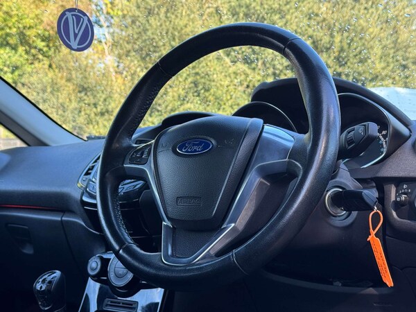Used Ford Fiesta 2015 for sale - 76101536: Photo 11