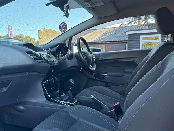 Used Ford Fiesta 2015 for sale - 76101536: Photo 16