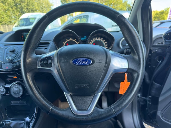Used Ford Fiesta 2015 for sale - 76101536: Photo 18