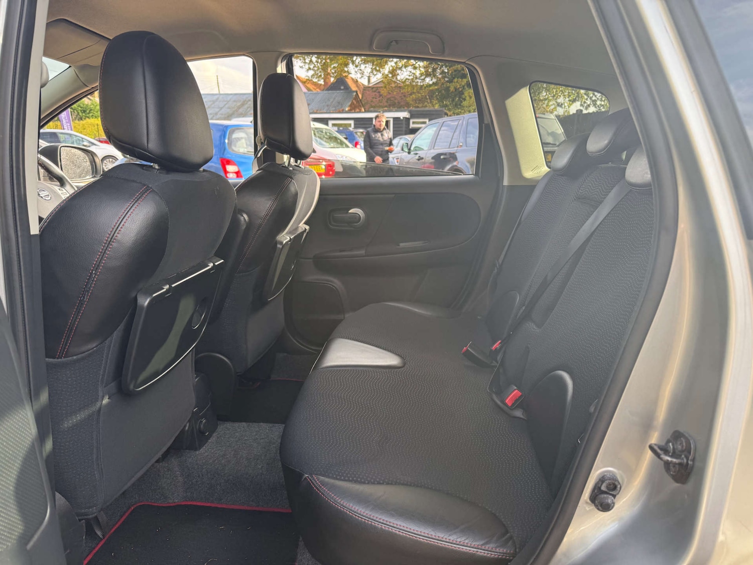 Used Nissan Note 2010 for sale - 76567760: Photo 14