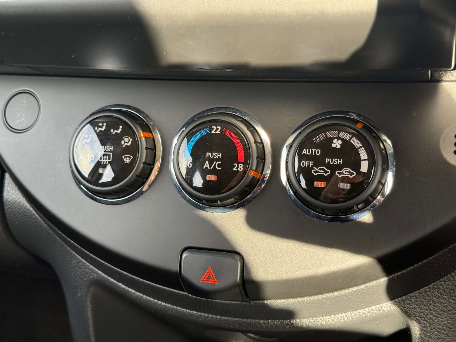 Used Nissan Note 2010 for sale - 76567760: Photo 20