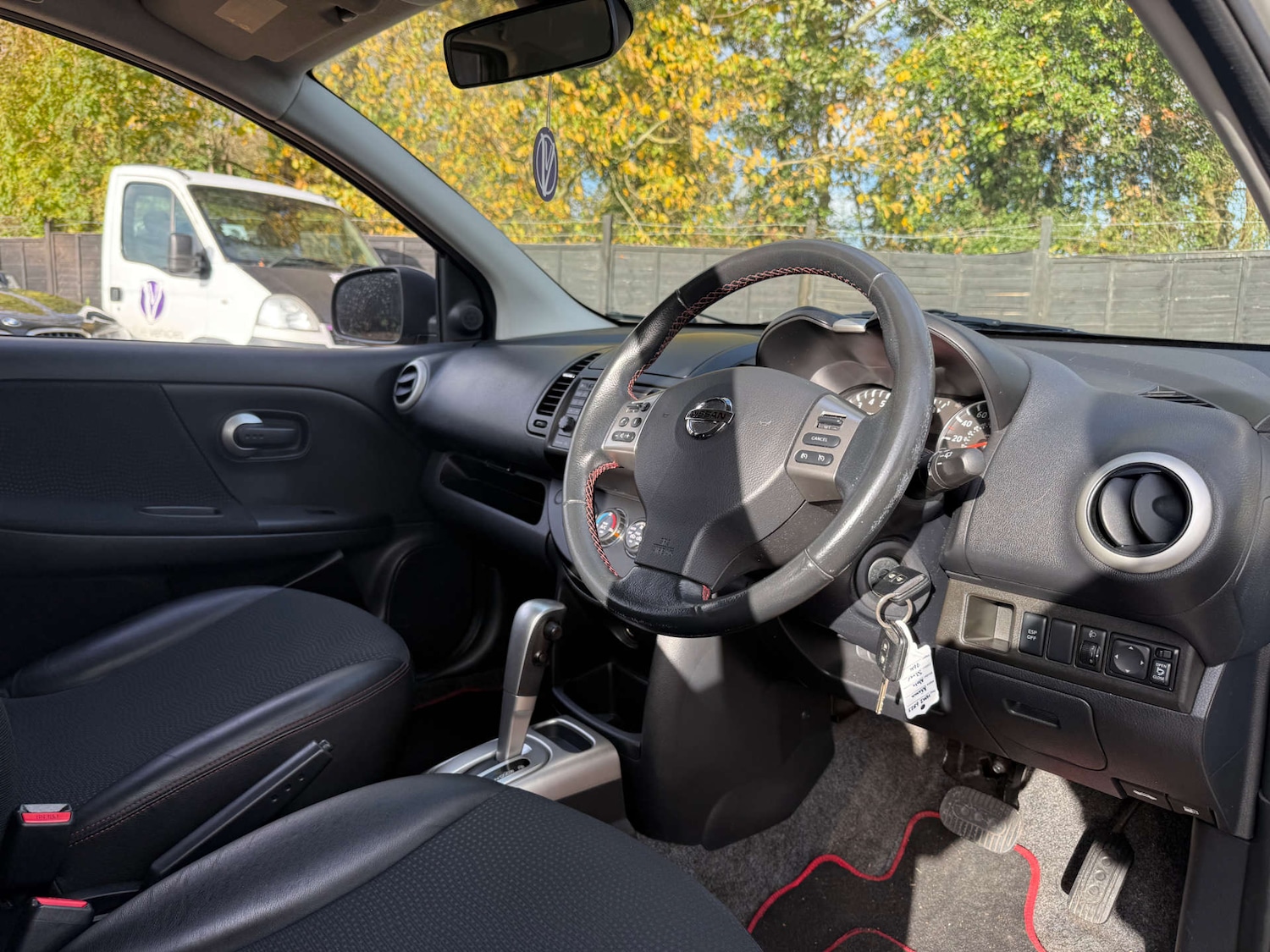 Used Nissan Note 2010 for sale - 76567760: Photo 9