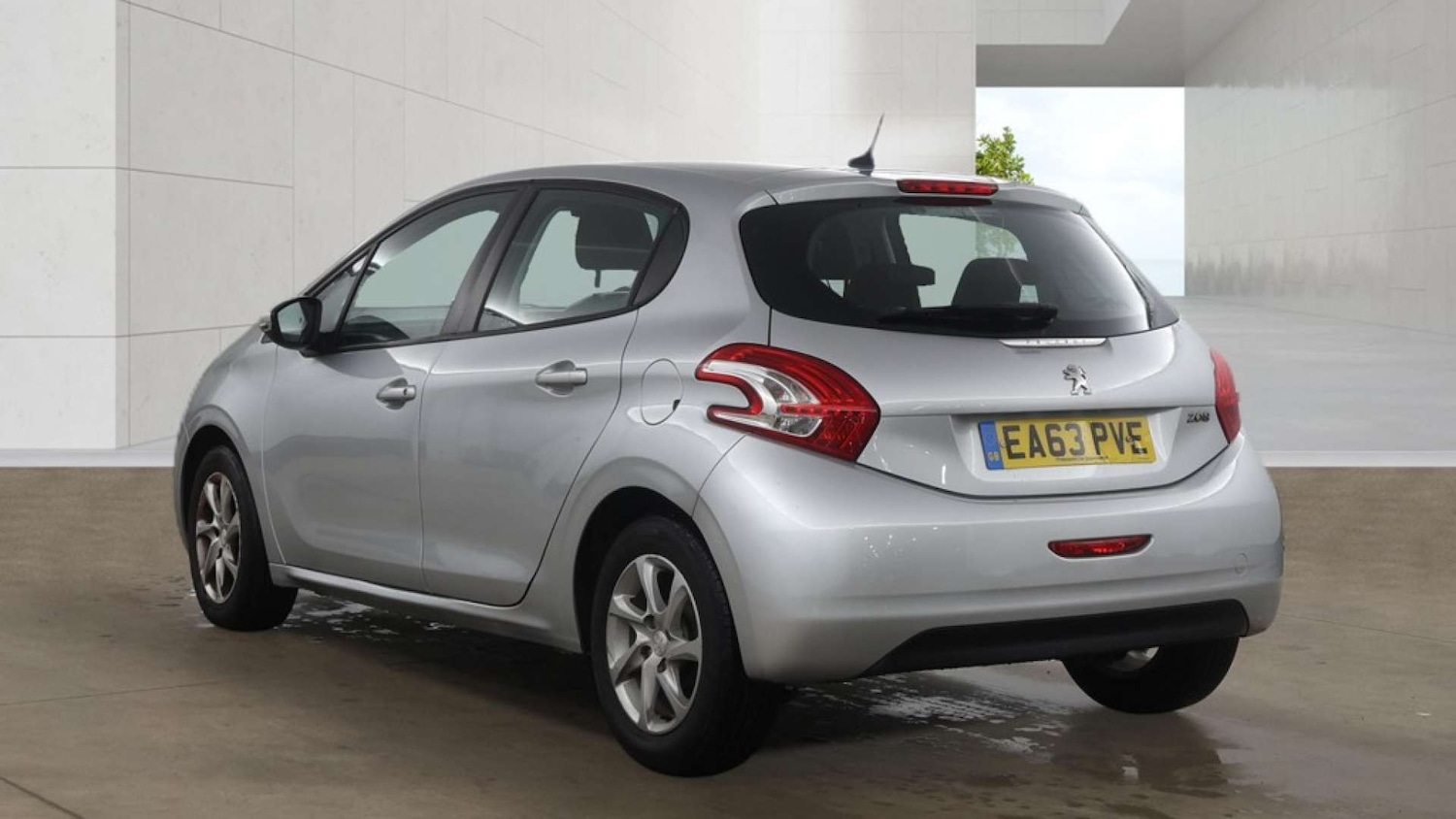 Used Peugeot 208 2013 for sale - 78094437: Photo 4