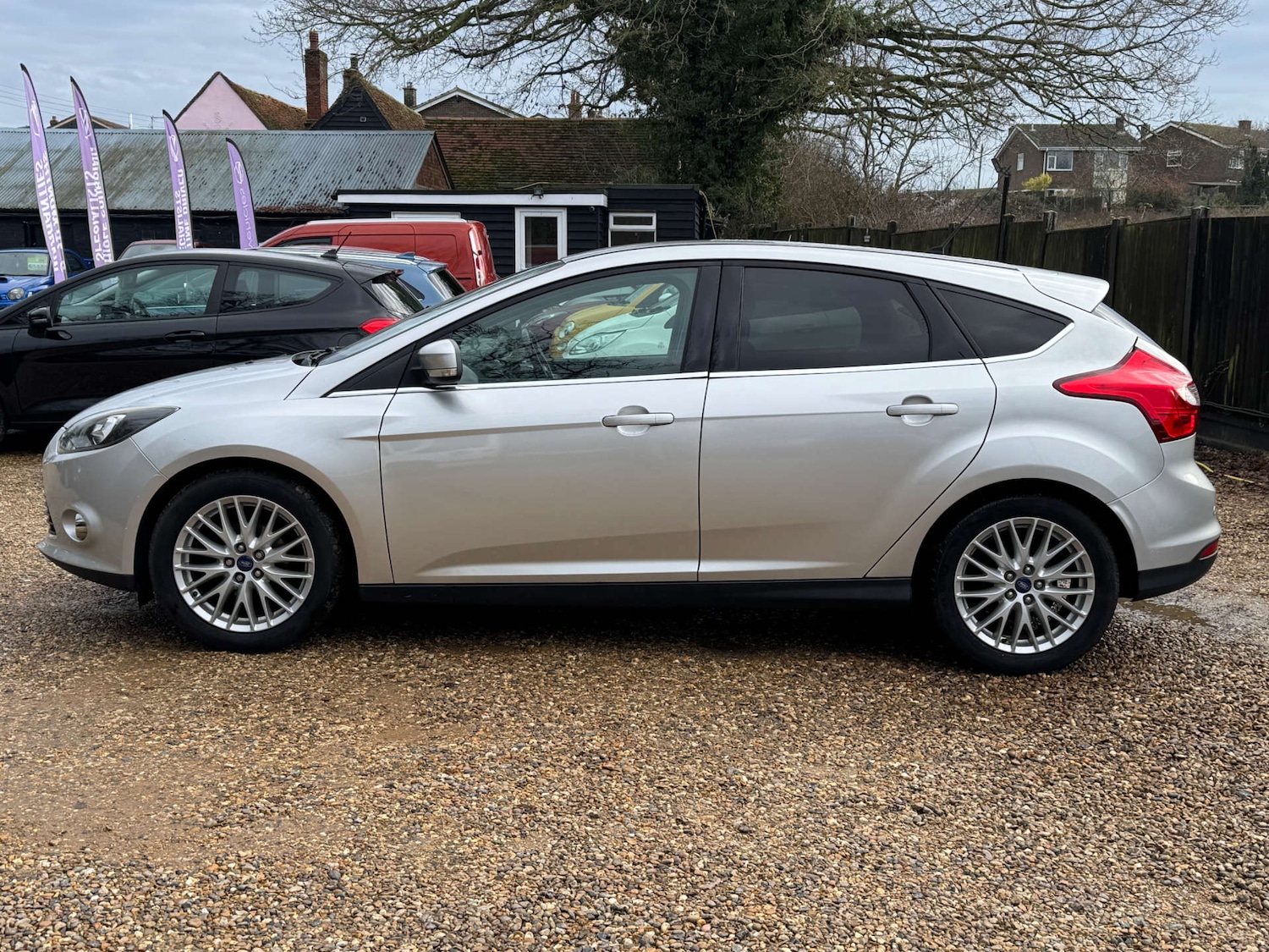 Used Ford Focus 2013 for sale - 77241088: Photo 4