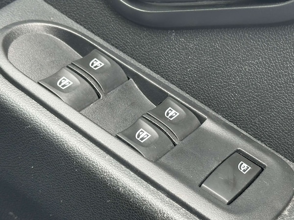 Used Dacia Duster 2015 for sale - 75254121: Photo 25