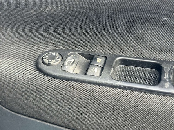 Used Peugeot 207 2008 for sale - 76193417: Photo 22